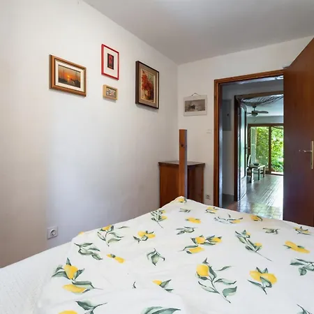 With Parking Space Zambratija, Umag - 27214 Appartement Zambratija (Istria)