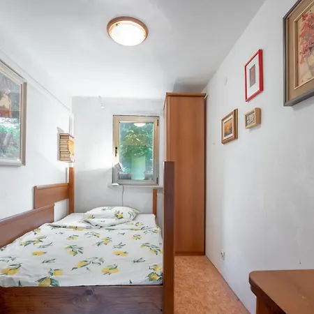 Appartement With Parking Space Zambratija, Umag - 27214